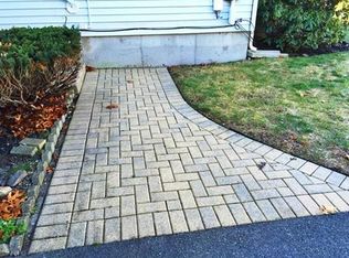 76 Kathleen Rd, Weymouth, MA 02190