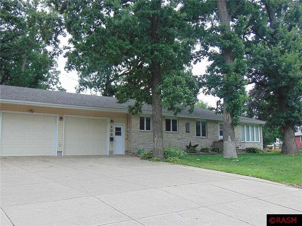 109 Lake St NW, Waseca, MN 56093 Zillow
