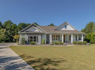 18 Crows Nest Cv, Brunswick, GA 31523