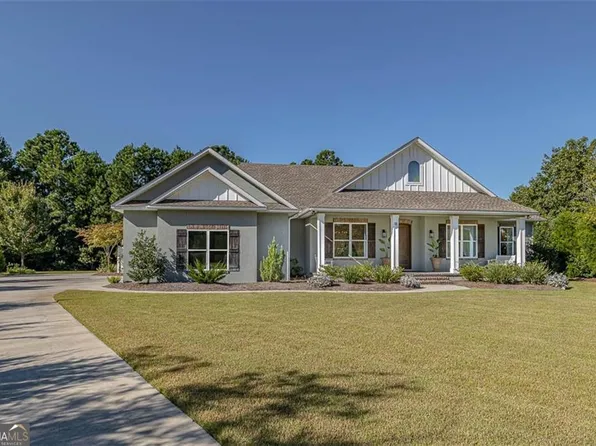 18 Crows Nest Cv, Brunswick, GA 31523