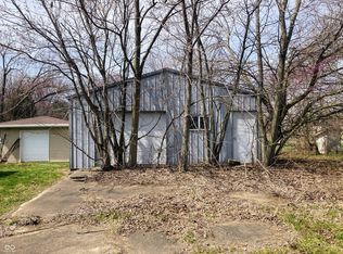 748 S Odon St, Elnora, IN 47529