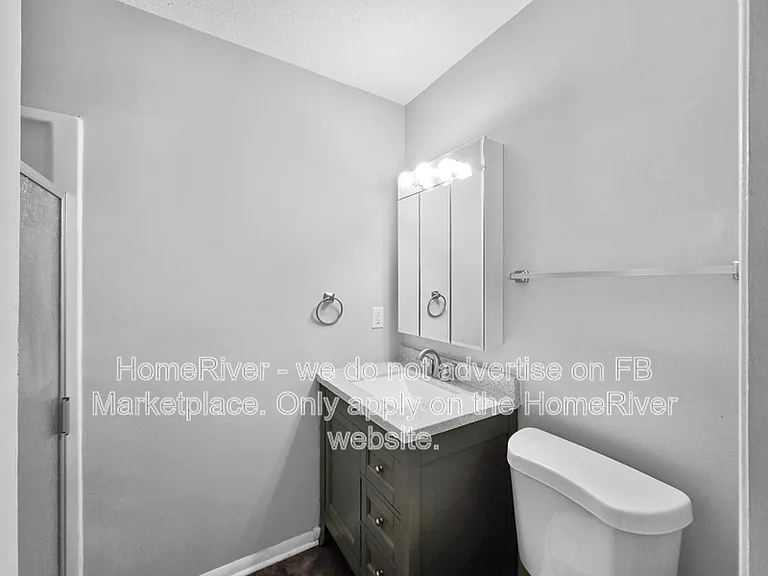809 Spring Valley Dr — Photo 17