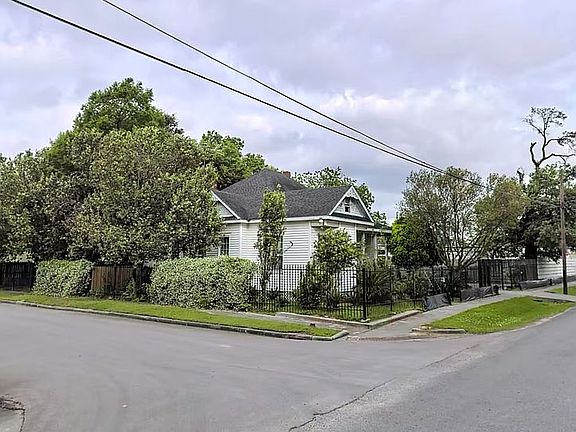 5th image of 1801 Fulton St