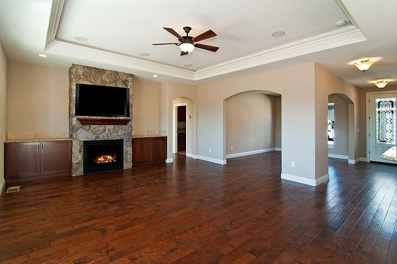 1st image of 1124 Kingston Lane