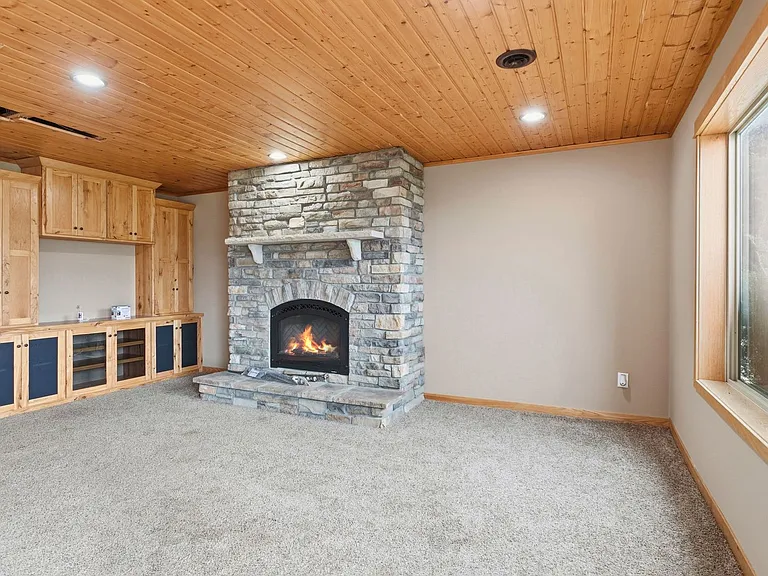 1778 Klondike Dr NE — Photo 20