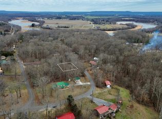 1 Woodland Way, Estill Springs, TN 37330