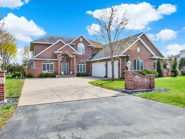 3623 Hickory Ridge Rd, Oshkosh, WI 54904