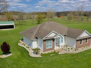 7400 Donegal Dr, Onsted, MI 49265