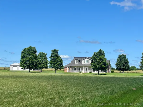 9350 N 49th St E, Wagoner, OK 74467