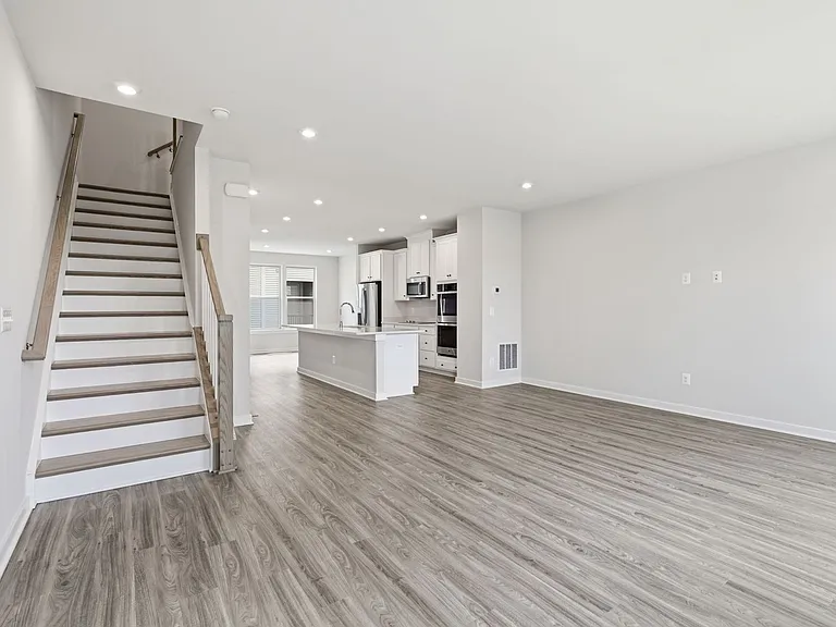 2118 Acadia Rd — Photo 15