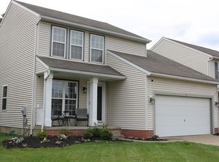 2146 Thornbury Ln, Akron, OH 44319