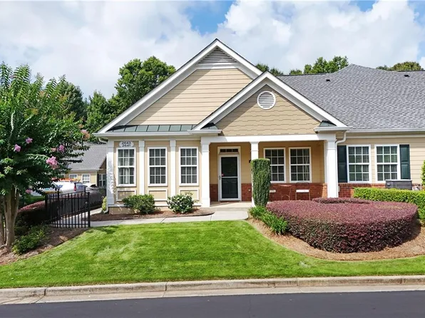 2641 Grapevine Cir #804, Cumming, GA 30041