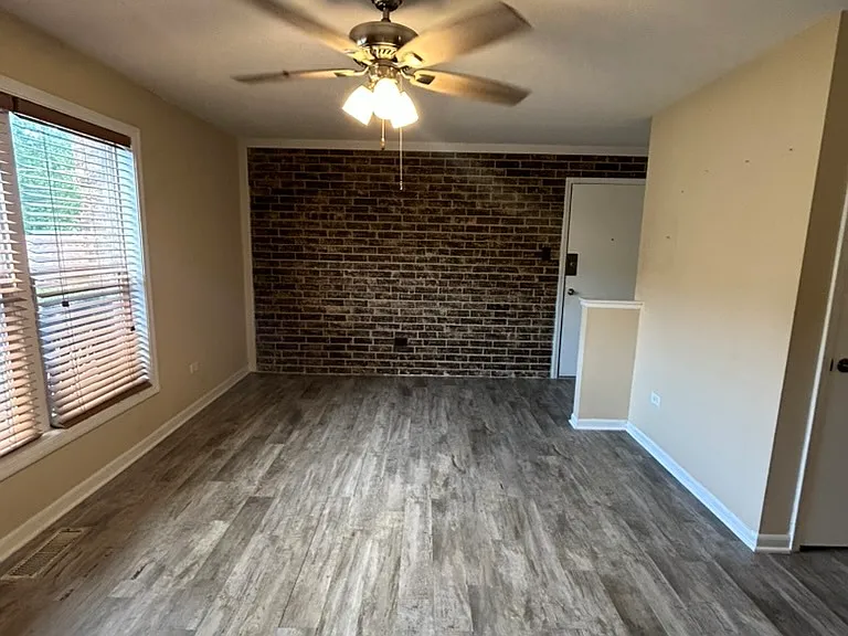 18515 Harwood Ave #1A — Photo 6