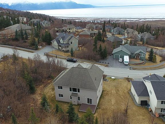 5th image of 16150 Essex Park Dr