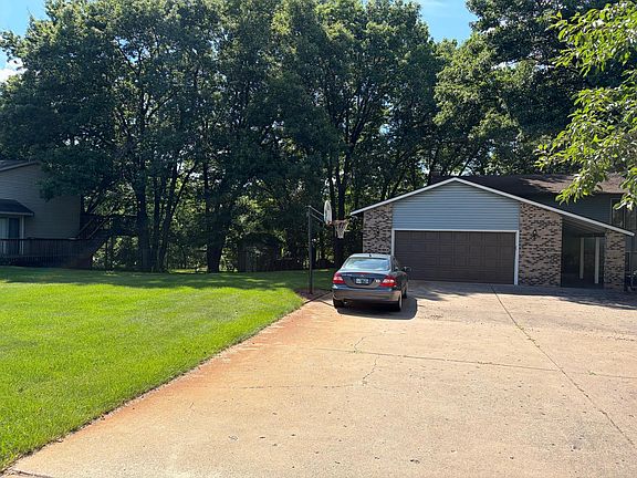 2nd image of 31522 Rum River Dr NE