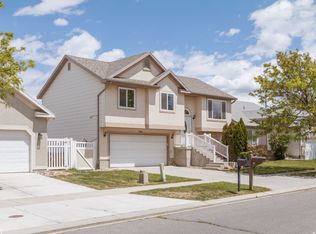 266 W Beverlee Ann Dr, Draper, UT 84020