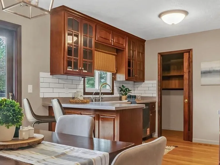 110 S Pine Cone Ct — Photo 3