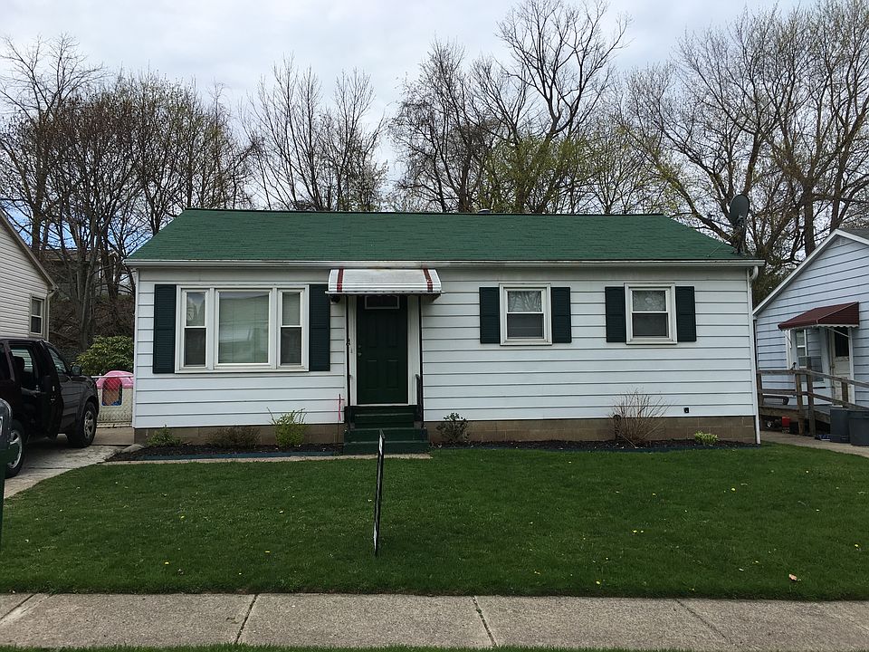 1st image of 3912 Stanley Ave