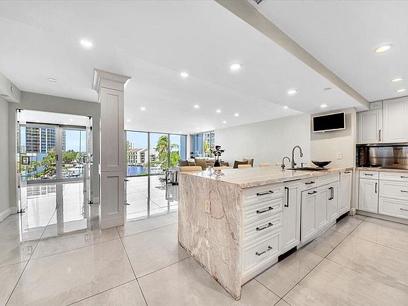 4th image of 4750 S Ocean Boulevard #301