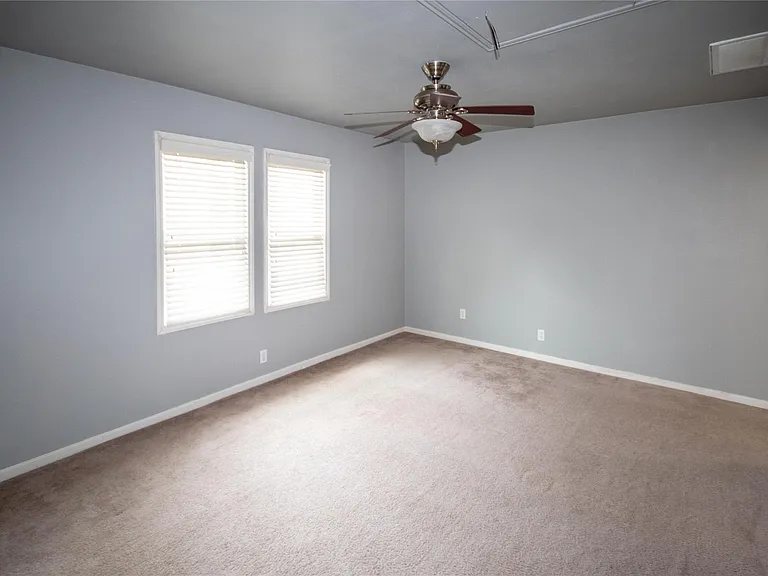1610 Wheeler St #2 — Photo 8