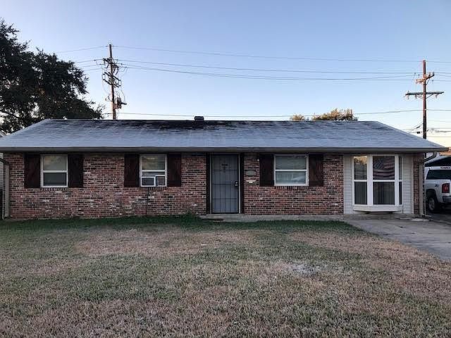 1st image of 740 Madewood Dr