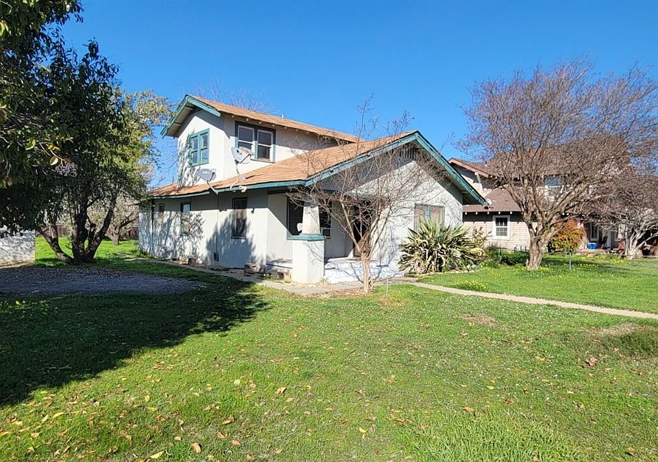 2nd image of 1548 5th St
