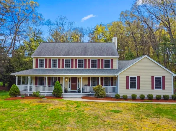 69 Saunders Ln, Rowley, MA 01969