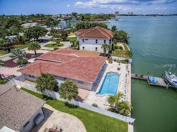 6825 BAY STREET, ST PETE BEACH, FL 33706