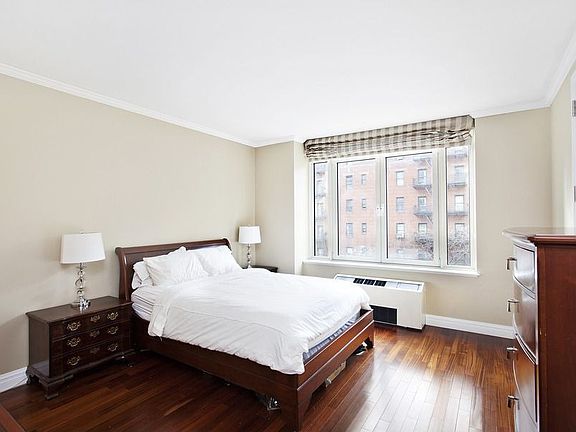 3rd image of 400 E 51st St APT 3F