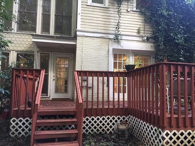 Entrance and deck