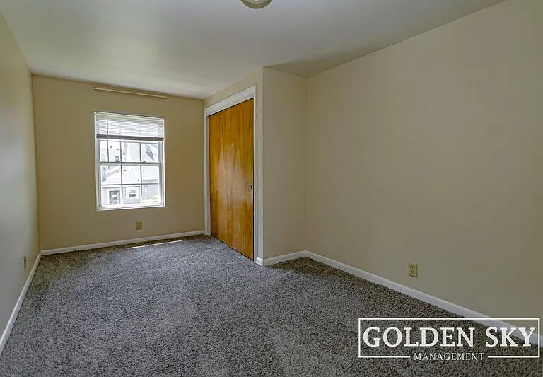 1925 W Jackson St #2 — Photo 22