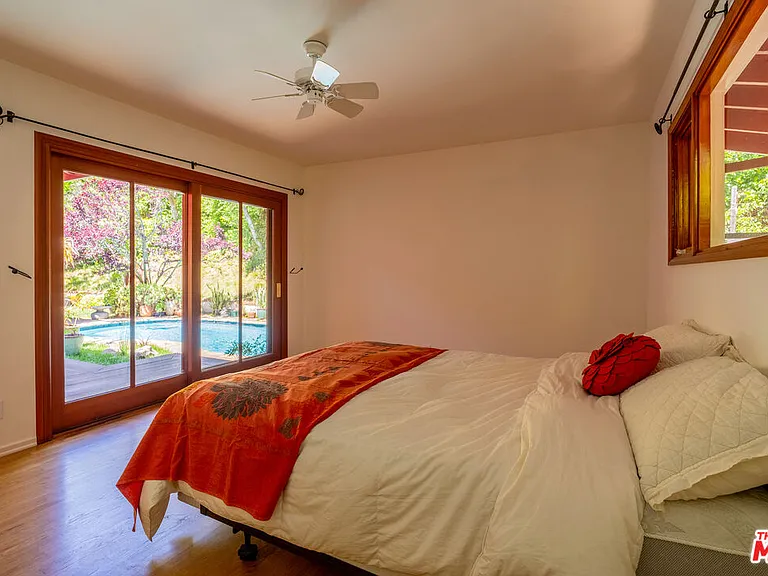 2524 Laurel Pass — Photo 32