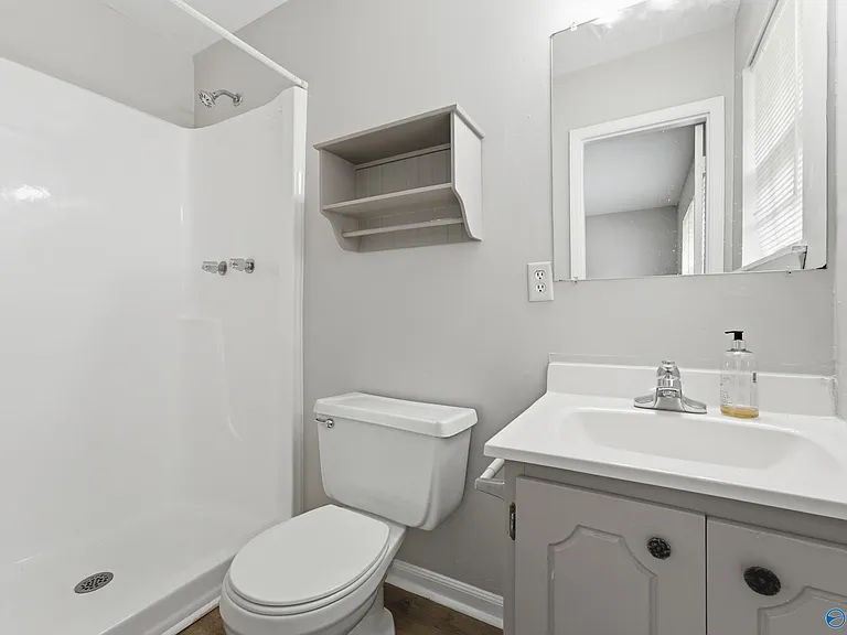 102 Greenwood Cir — Photo 22
