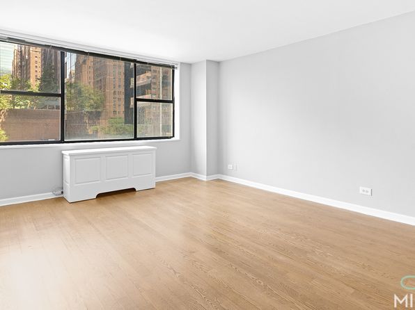 330 E 39th St APT 12K