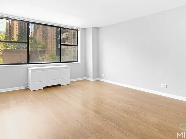 330 E 39th St, New York, NY