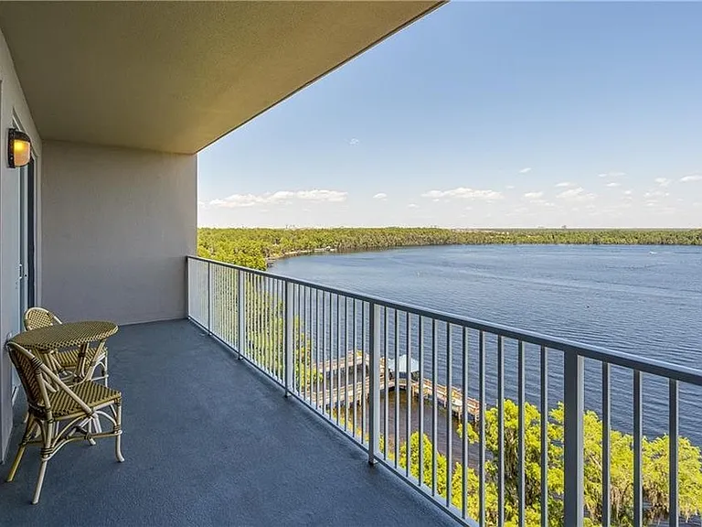 13428 Blue Heron Beach Dr — Photo 1