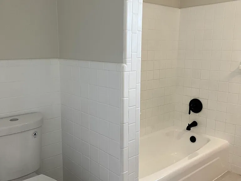 7761 NW 15th Ct — Photo 9