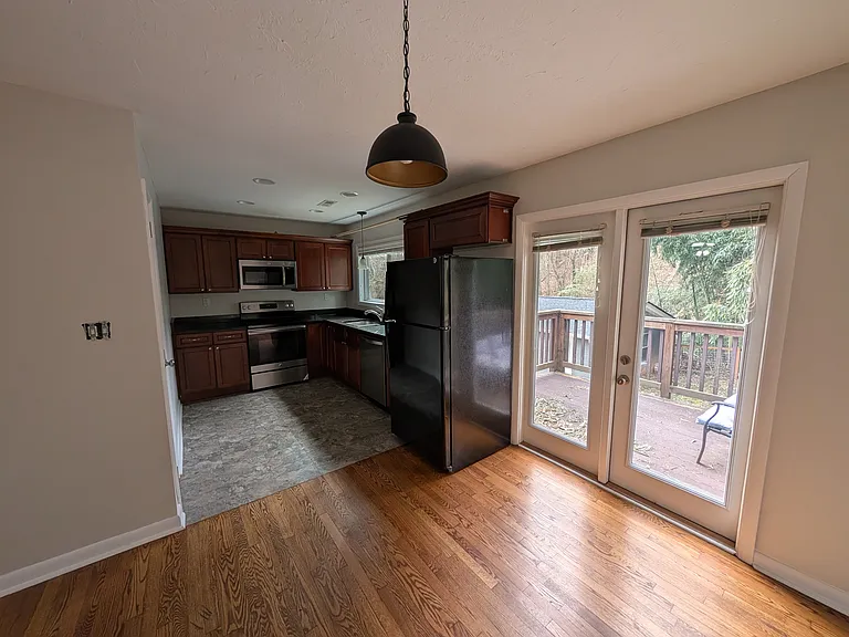 319 State St #201 — Photo 22