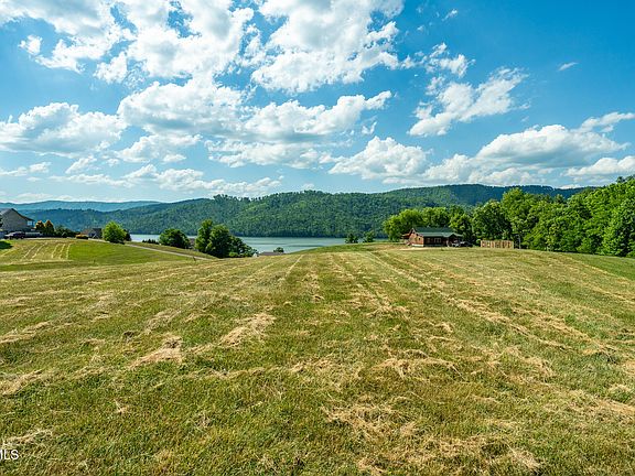 4th image of Deer Ridge Ct Lot 6