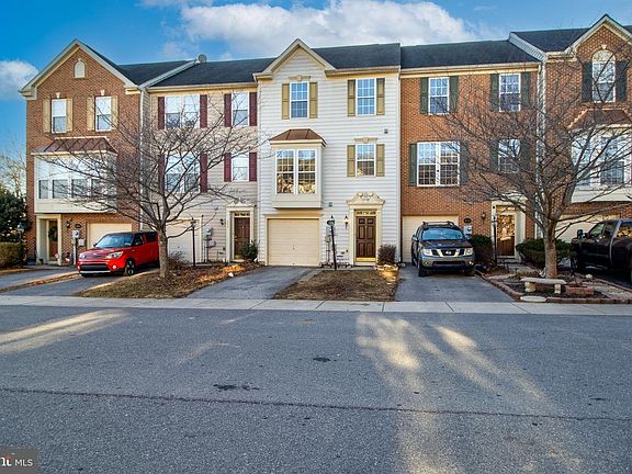 2nd image of 98 Lullwater Way