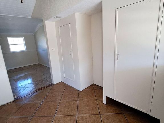 3rd image of 43716 County Road 54 E