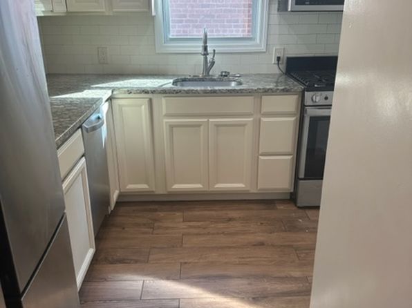 4 John St #4