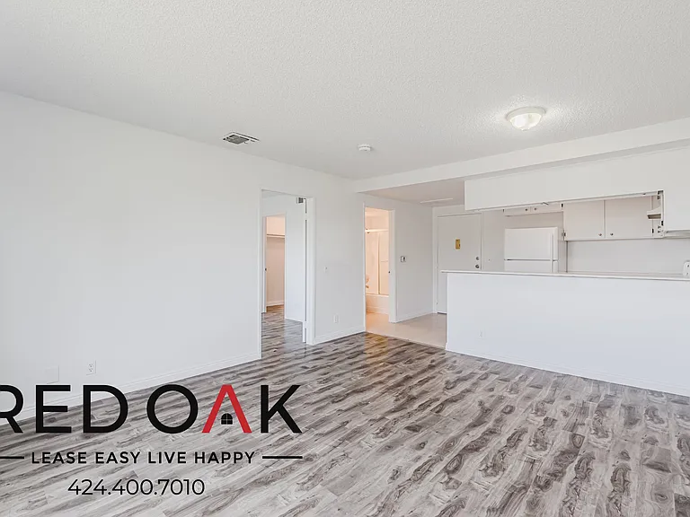 3540 Fletcher Dr #206 — Photo 2