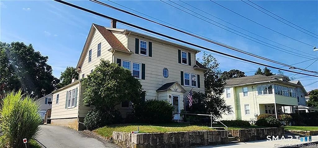 1 bed, 1.0 bath, 2832 sqft, $1,700 — Photo 2