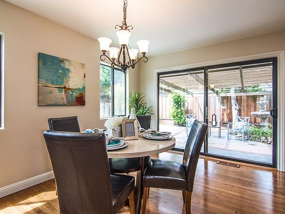 4th image of 3563 Irlanda Way