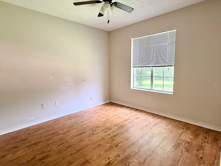 10395 W Lakeshore Dr — Photo 6
