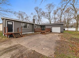 330 S Wolf Lake Rd, Muskegon, MI 49442