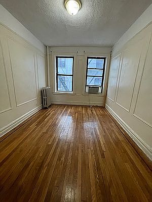 4th image of 354 E 21st St APT 2H