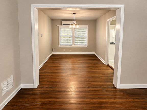 4th image of 112 Senisa Dr #1