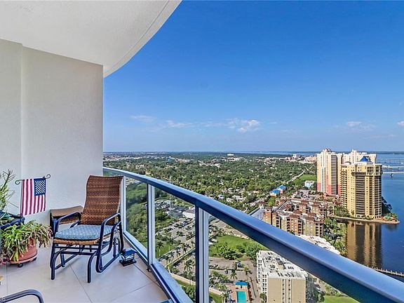 Home For Sale In Oasis